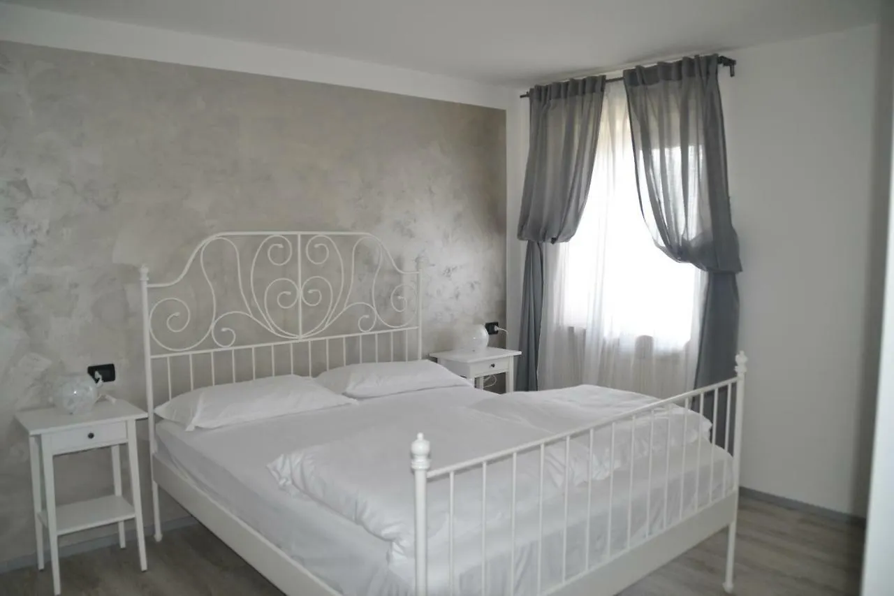 Appartamenti Casa Palazzina Malcesine 0*,